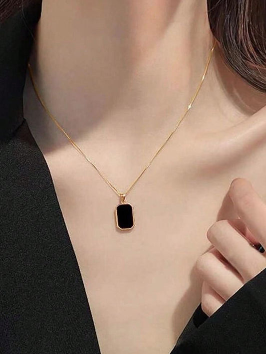 Midnight Square necklace
